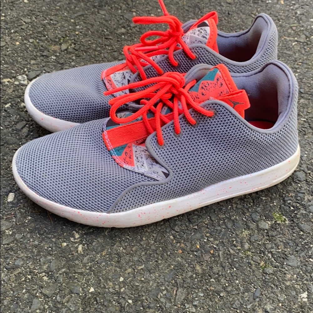 Kids Jordan eclipse sneaker - Picture 2 of 6